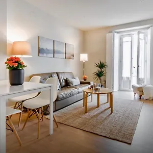  Apartment Diseno Y Confort Junto A La Catedral