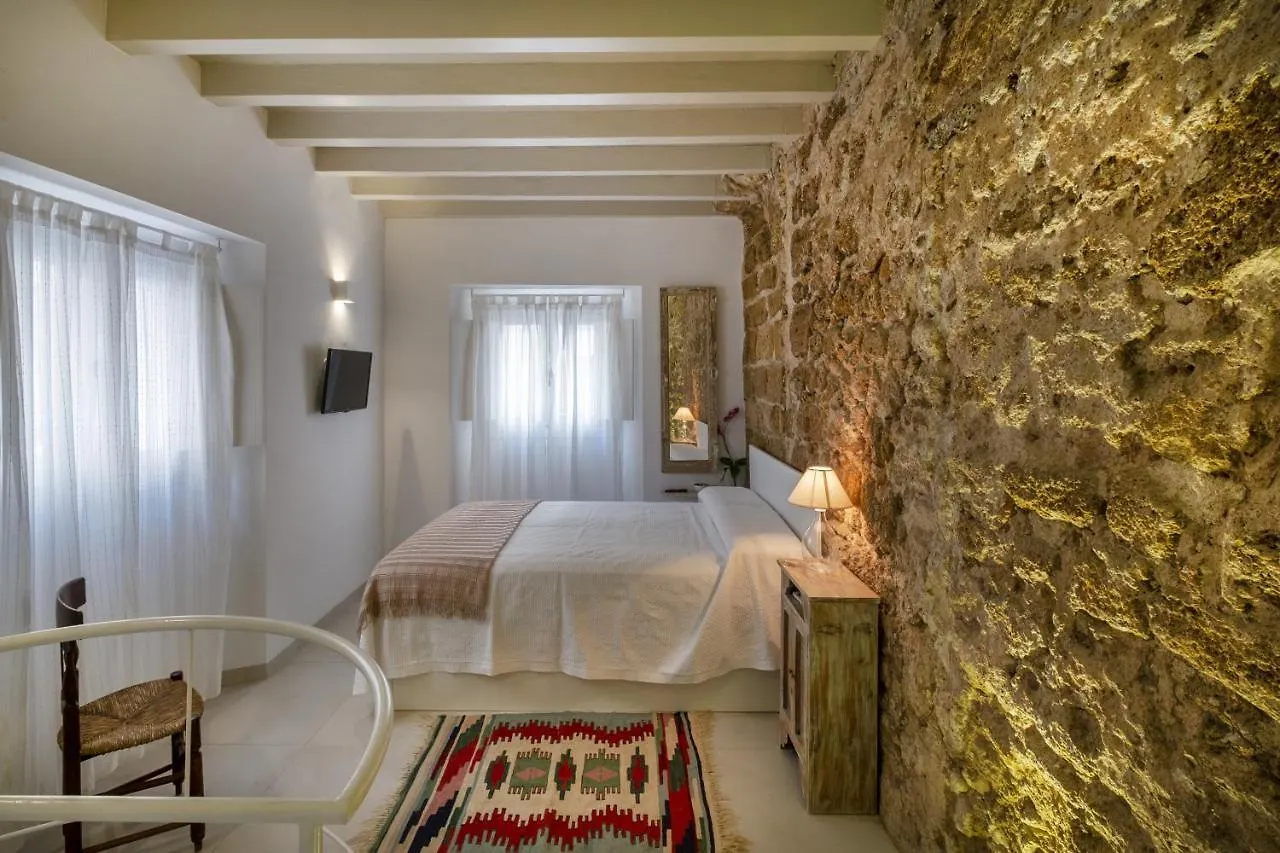 Apartment Casa La Muralla Medieval By Cadiz4Rentals Spain