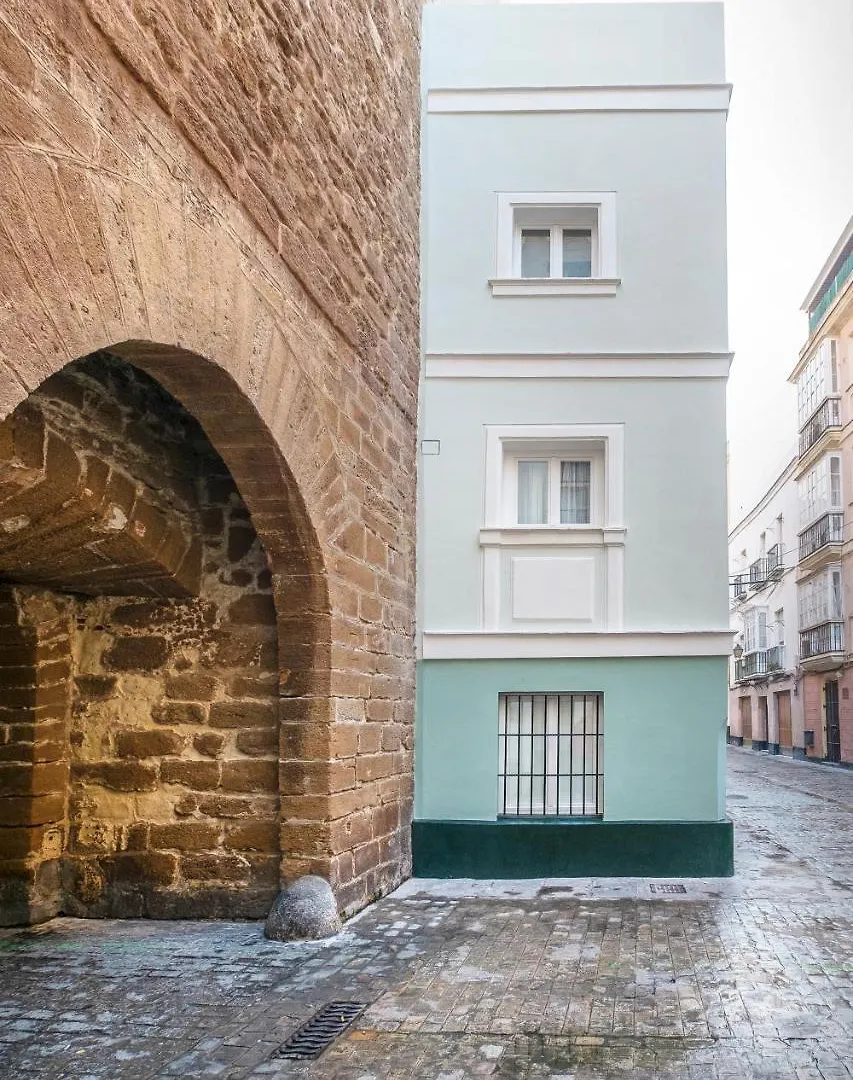Casa La Muralla Medieval By Cadiz4Rentals