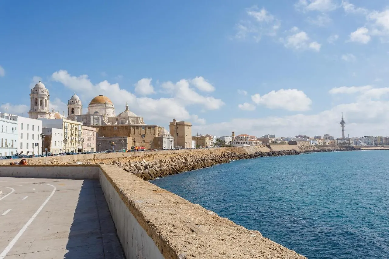 Casa La Muralla Medieval By Cadiz4Rentals